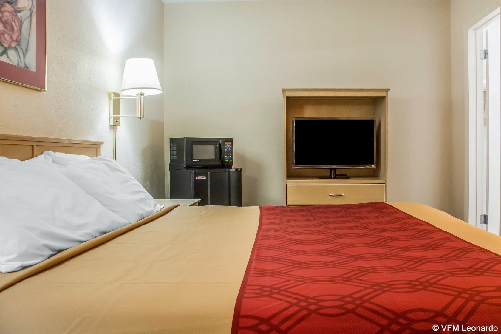 Econo Lodge DeWitt I-90 Buitenkant foto